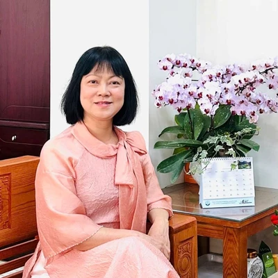 CẢM XÚC CỦA CỰU NGƯỜI HỌC TRONG KHÔNG KHÍ  HƯỚNG TỚI KỶ NIỆM 110 NĂM ĐÀO TẠO DƯỢC